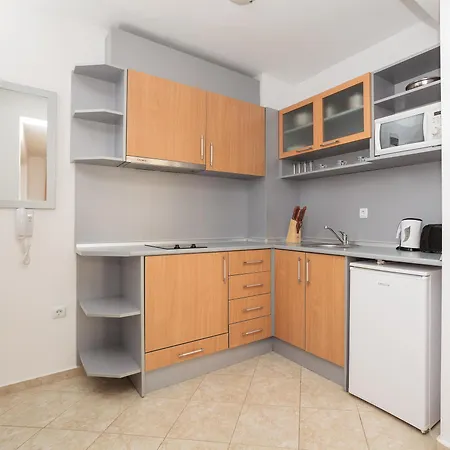 Silver Springs מלון דירות סאני ביץ'