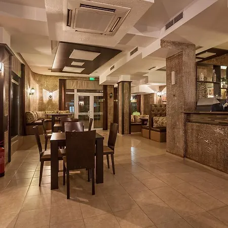 Silver Springs 公寓式酒店