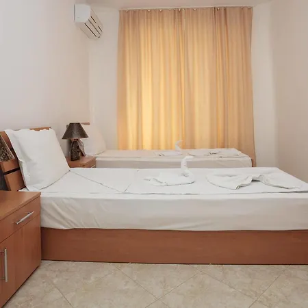 Silver Springs Aparthotel Sluneční pobřeží